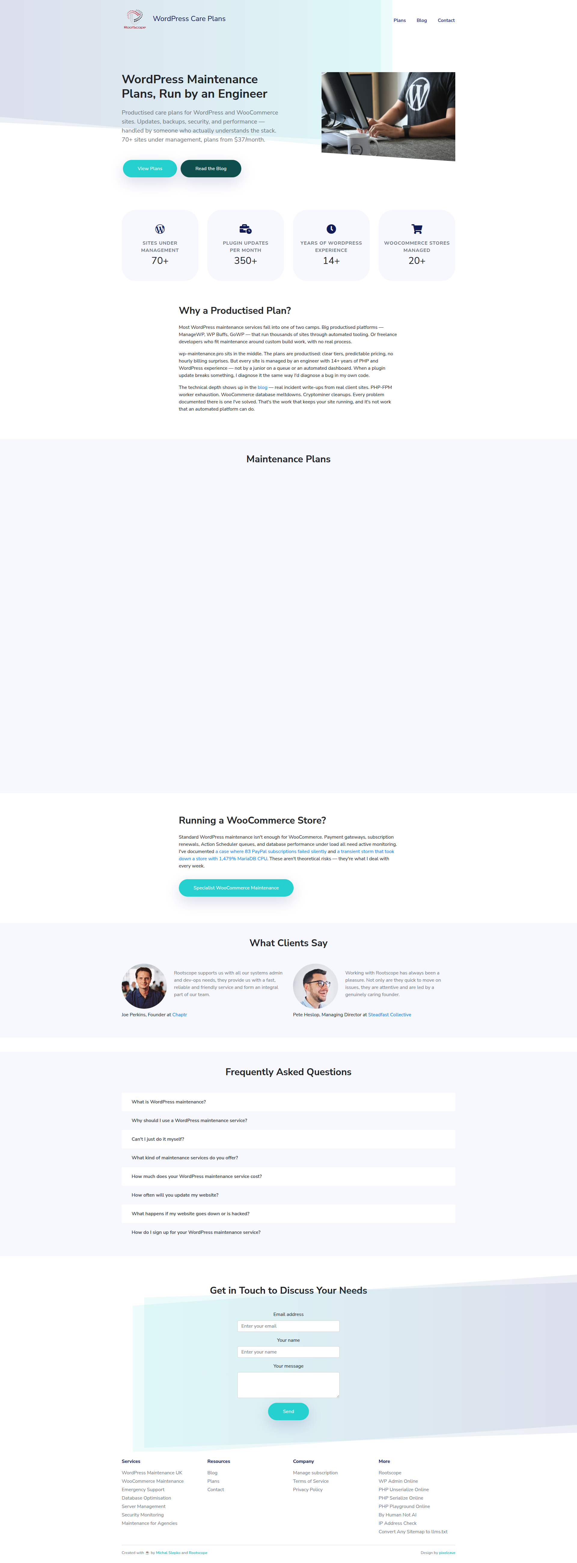 Landing page screenshot for wp-maintenance.pro, 1920 by 5200 pixels